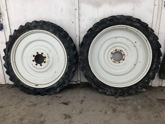 Sprøytehjul 270/95-48 270/95-32, kr 28 000,-