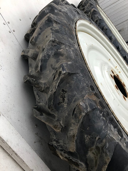 Sprøytehjul 270/95-48 270/95-32, kr 28 000,-