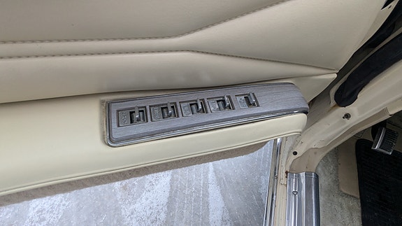 Chrysler New Yorker 27 of 30