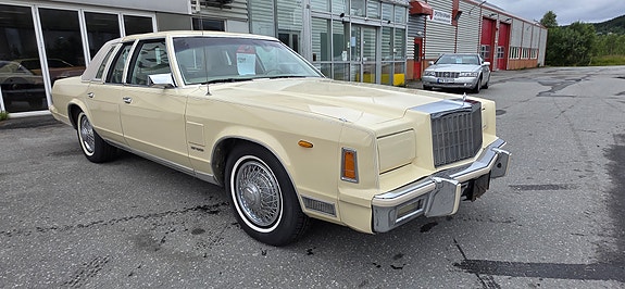 Chrysler New Yorker 6 of 30