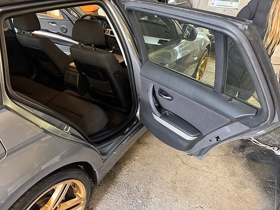 BMW 316i 17 of 21