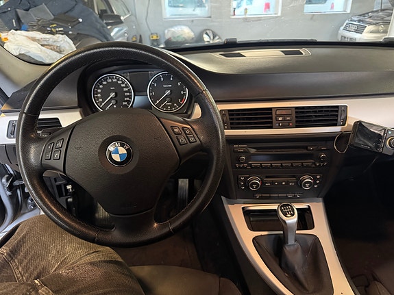 BMW 316i 12 of 21