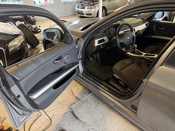 BMW 316i 8 of 21