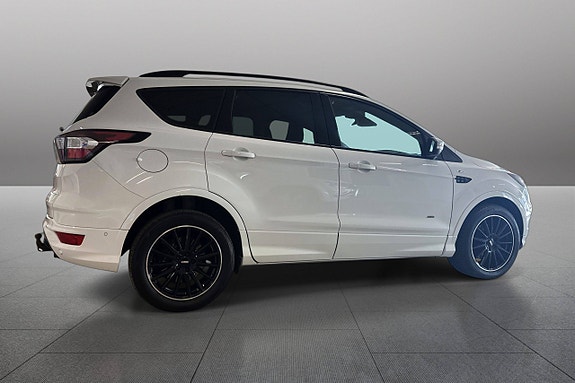 Ford Kuga 5 of 5