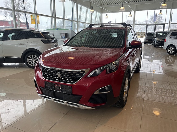 Peugeot 3008 2 of 5