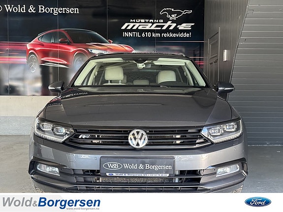 Volkswagen Passat 4 of 5