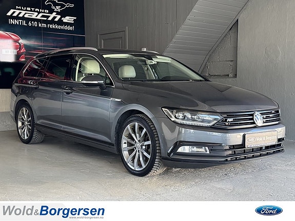 Volkswagen Passat 3 of 5