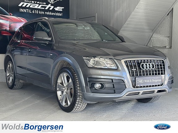Audi Q5 2 of 5