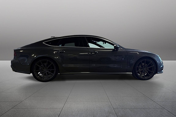 Audi A7 4 of 5