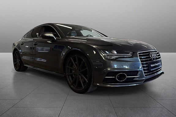 Audi A7 2 of 5