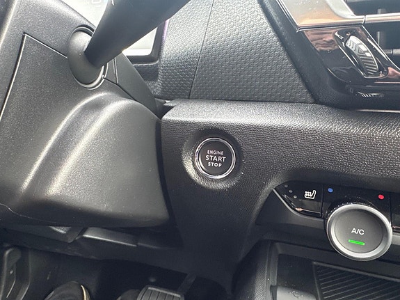 Citroen E-C4 X 30 of 30