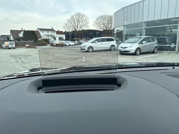 Citroen E-C4 X 24 of 30