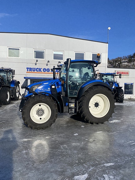 New Holland T5 140 DCT