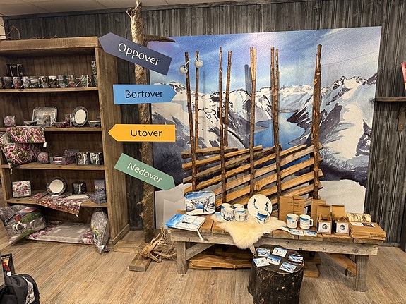 Fjellet kaller og serien Pryd