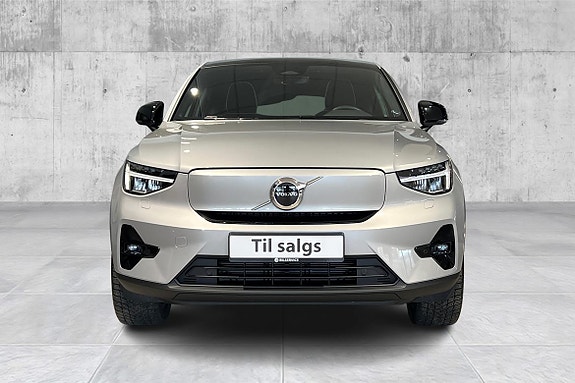 Volvo C40 2 of 5