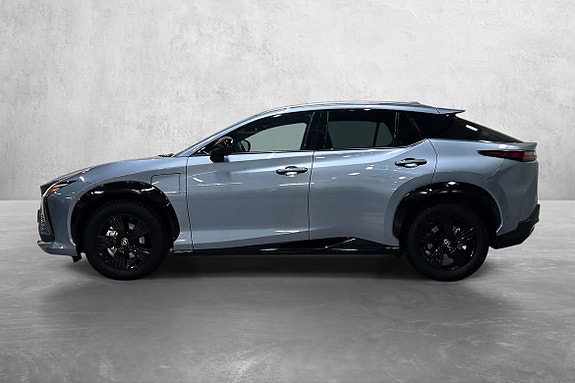 Lexus RZ450e 2 of 5