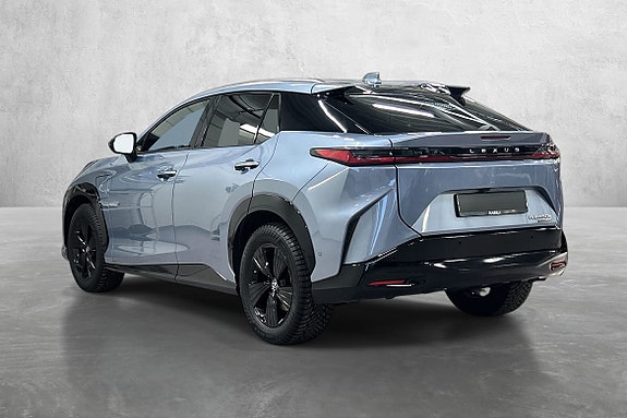 Lexus RZ450e 3 of 5