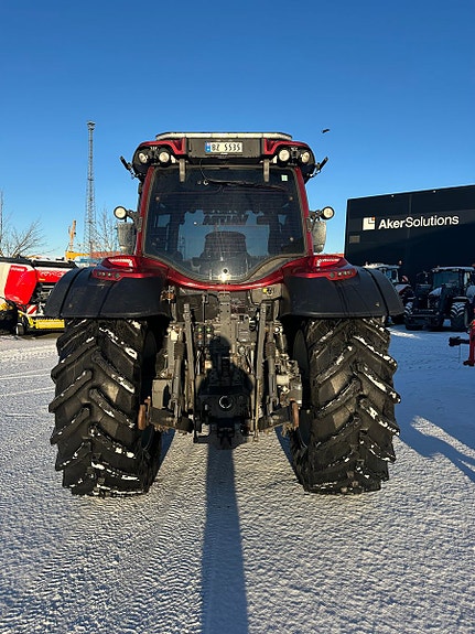 Valtra N114H5 med Ålø G4S laster/Turbinclutch/LITE TIMER! 2018, kr 815 000,-