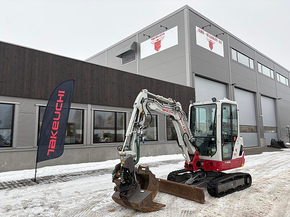 Takeuchi TB225, kun 1085t, rotortilt, 2 skuffer, klype, ledlys