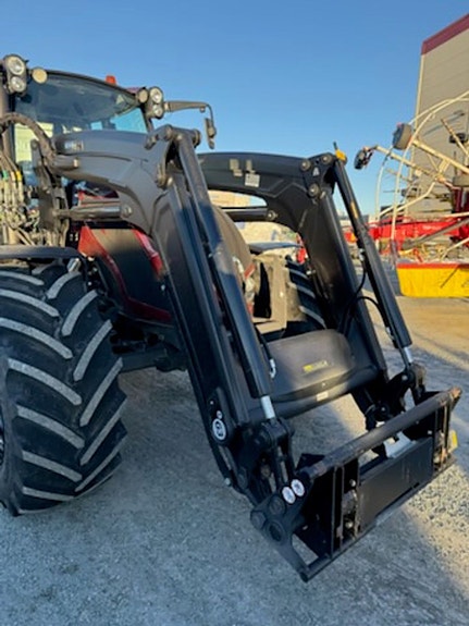 Valtra A115H4 Laster/BKT 650 hjul 2025, kr 995 000,-