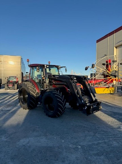 Valtra A115H4 Laster/BKT 650 hjul