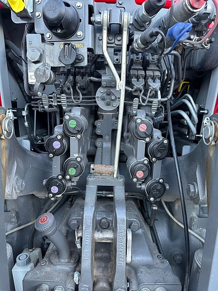 Massey Ferguson 7S.210 VT Fronthydraulikk/PTO/lasterbraketter/GPS 2024, kr 1 659 000,-