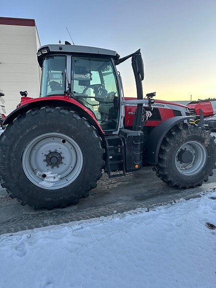 Massey Ferguson 7S.210 VT Fronthydraulikk/PTO/lasterbraketter/GPS 2024, kr 1 659 000,-