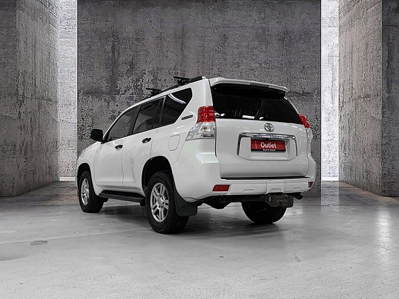 Toyota Land Cruiser 6 of 12