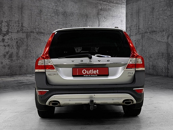 Volvo XC70 3 of 5