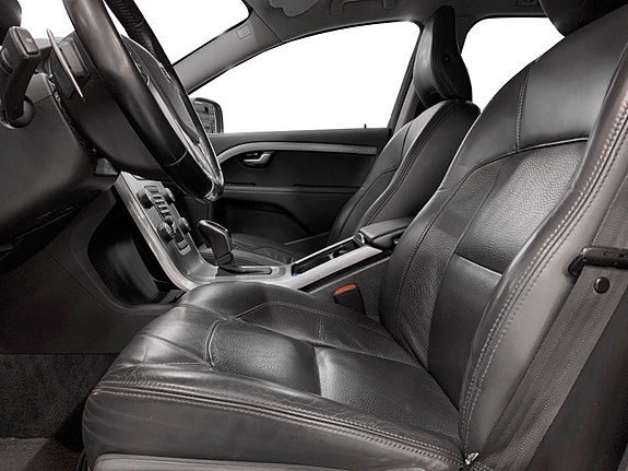 Volvo XC70 4 of 5