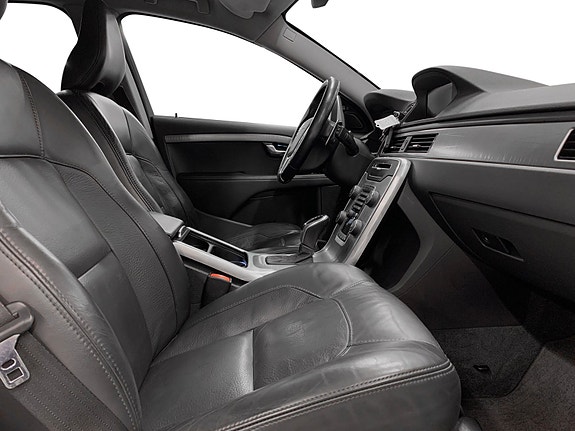 Volvo XC70 6 of 16