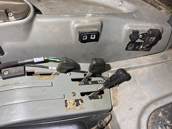 Massey Ferguson 4255 1999, kr 199 000,-