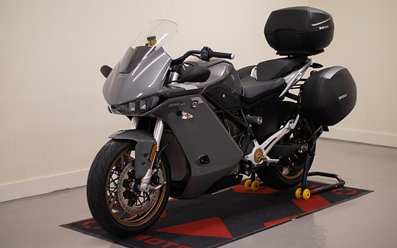 Zero SR/S Premium 110HK/190NM/14,4 kWt/Veskesett/Cruise/Varmeholker