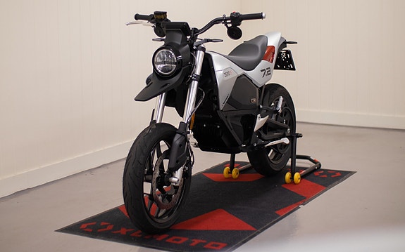 Zero FXE A1/Lett mc/44HK