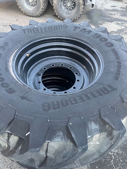 Trelleborg TM900 710/70-42 og 600/70-30 Valtra S/MF 9S 2025, kr 165 000,-
