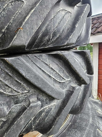 Sprøytehjul 16.9-38 og 13..6-28 inkl. AB dual tvillingmontasje, kr 63 000,-