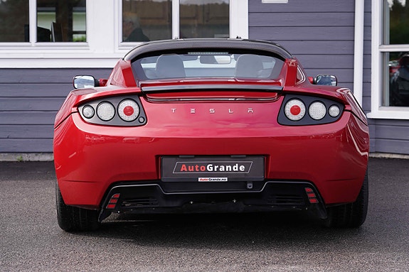 Tesla Roadster 9 of 17