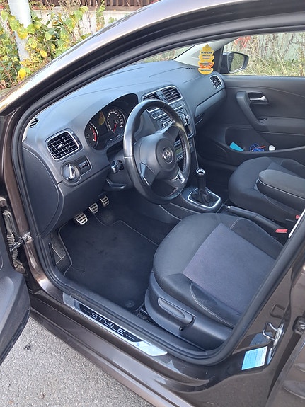 Volkswagen Polo 9 of 12