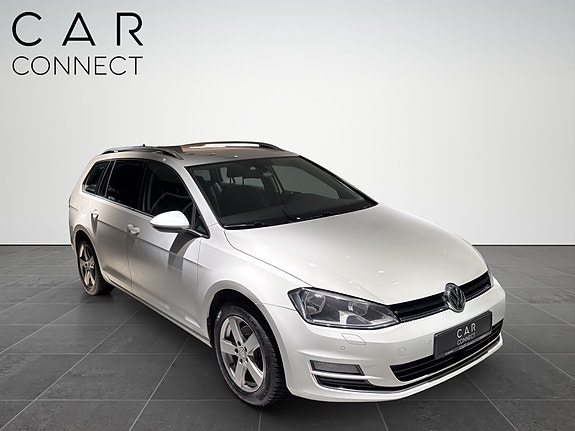 Volkswagen Golf VII 12 of 27
