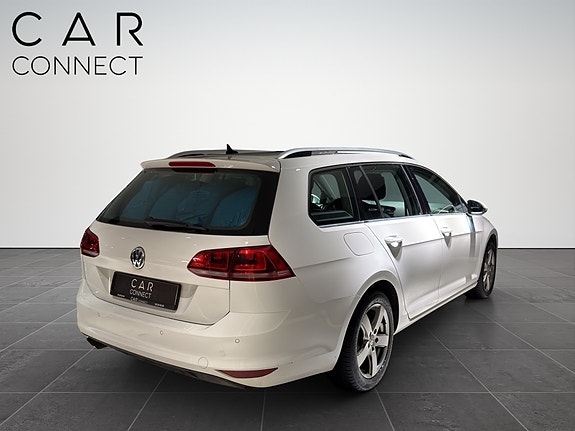Volkswagen Golf VII 6 of 27