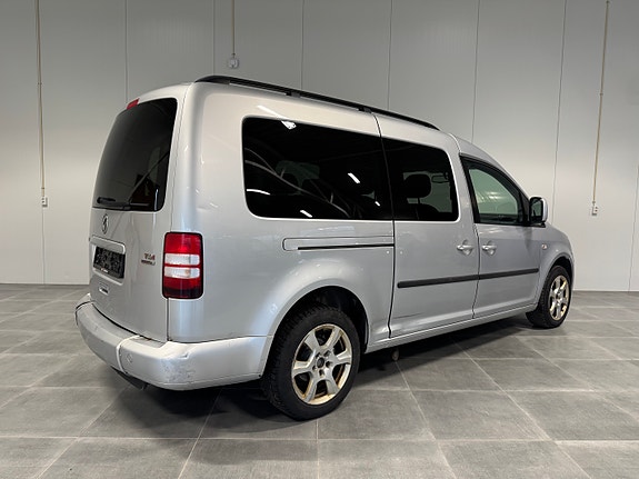 Volkswagen Caddy Maxi 16 of 30