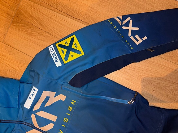 Product image 3 of 10