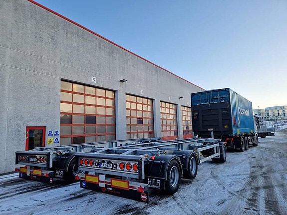 HFR 3 akslet kontainerslep