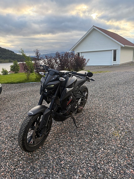 Yamaha MT-125 3 of 6