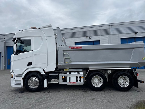 Scania R560 6X4 Zetterbergs påbygg. Helluft, løftetandem. Meget godt utstyrt 4 of 5