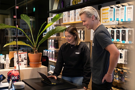 Vi skaper de beste kundeopplevelsene og har det gøy på veien!