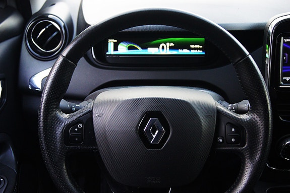 Renault Zoe 12 of 19