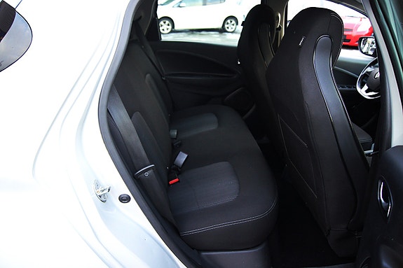 Renault Zoe 17 of 19