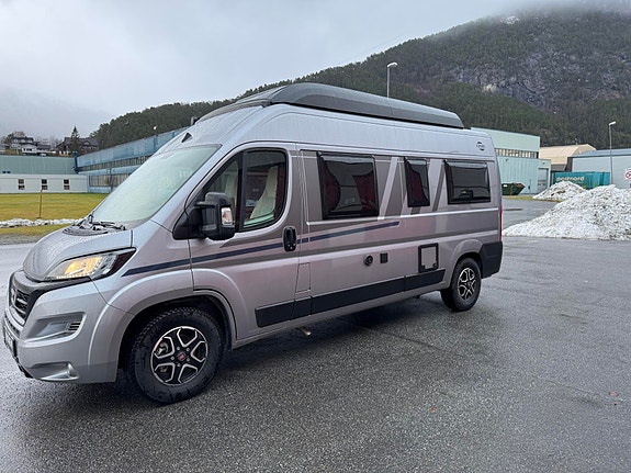 Carado Camper Van 600 DEMOBIL! 4 sengeplasser / 9-trinns automat / 9 of 23