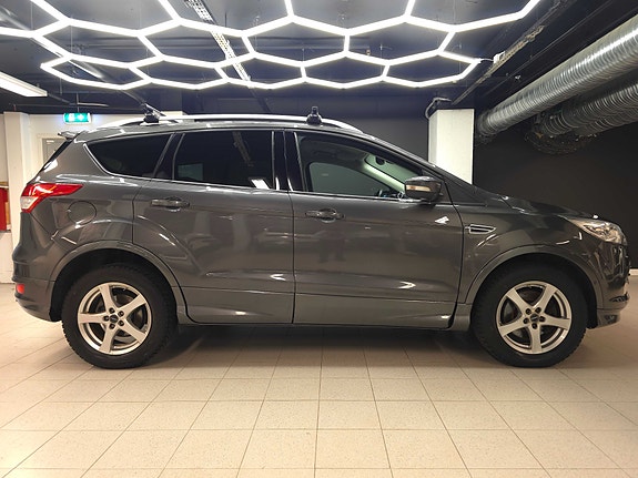 Ford Kuga 11 of 30
